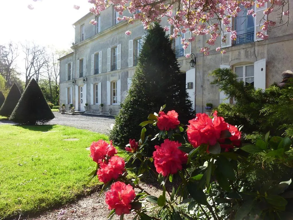 Chateau De Goville Hotel Divonne-les-Bains 3*,  Francja